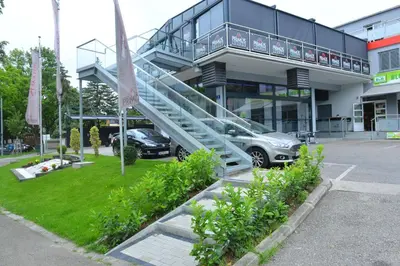 Das Gebäude in dem sich das Hotel befindet