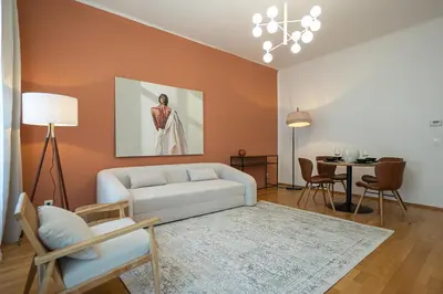 Ein Sitzbereich in der Unterkunft Stylish apartment with a king bed