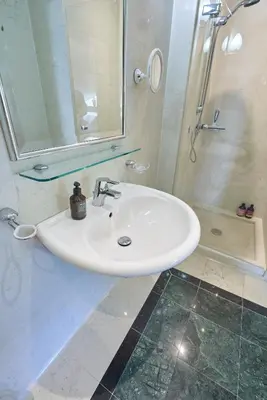 Ein Badezimmer in der Unterkunft Big Apartment in Guesthouse