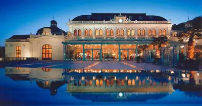 Der Swimmingpool an oder in der Nähe von White Villa