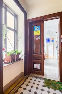 Ein Badezimmer in der Unterkunft FRO-MEDIA - Room - Backside - Community Space -