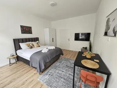 Ein Bett oder Betten in einem Zimmer der Unterkunft Cozy Core Vienna 10 min to Center