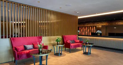 Ein Sitzbereich in der Unterkunft PLAZA INN Wiener Neustadt, BW Signature Collection