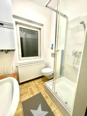 Ein Badezimmer in der Unterkunft Adelin Vienna