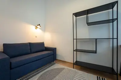 Ein Bett oder Betten in einem Zimmer der Unterkunft 2-rooms apartment 10 min away from city center