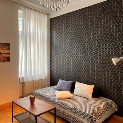 Studio & Apartments near Reumannplatz