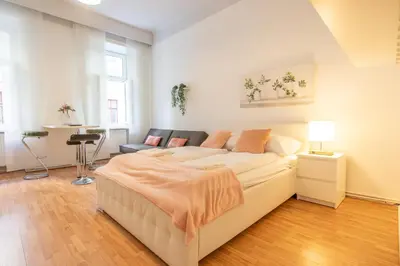 Grundriss der Unterkunft Peaceful Getaway 2BR Apartment with Shared Spaces