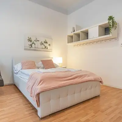 Peaceful Getaway 2BR Apartment with Shared Spaces
