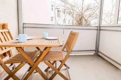 Ein Balkon oder eine Terrasse in der Unterkunft Retro chic - charming apartment near Augarten