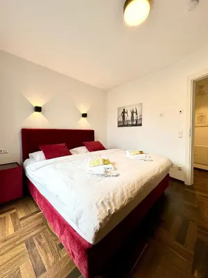 Ein Bett oder Betten in einem Zimmer der Unterkunft Möblierte Wohnung + Parkplatz und Terrasse