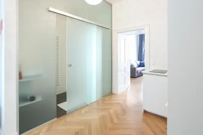 Ein Badezimmer in der Unterkunft Pink Grapefruit City Condo