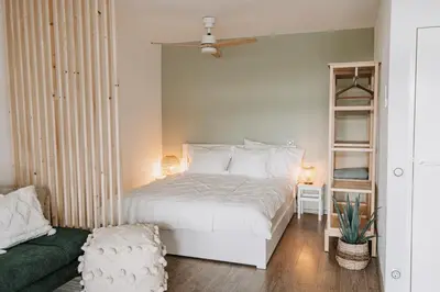 Ein Bett oder Betten in einem Zimmer der Unterkunft Kleine Seezeit