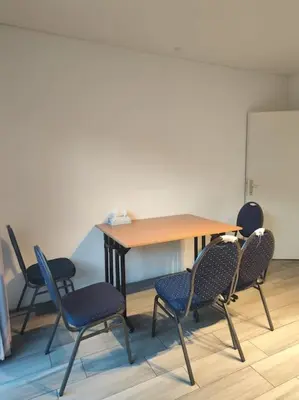 Der Geschäftsbereich oder Konferenzraum in der Unterkunft Ferienwohnung mit Garten