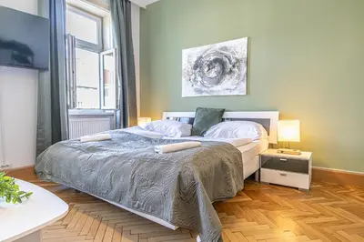 Grundriss der Unterkunft Comfortable 2BR Apt In Vienna, Prime Location