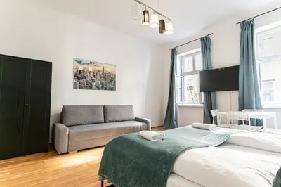 Grundriss der Unterkunft Bright 1BR Apartment 10 Min from Heart of Vienna
