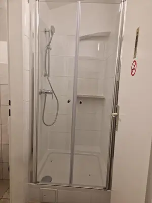 Ein Badezimmer in der Unterkunft Gent Apt
