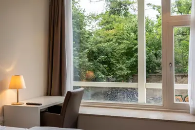 Ein Garten an der Unterkunft Pakat Residences