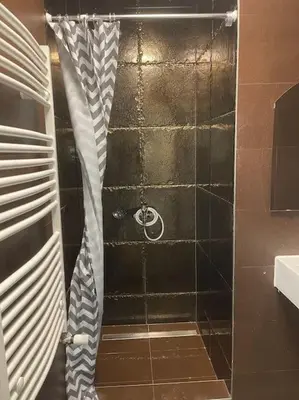 Ein Badezimmer in der Unterkunft Apartment in Wien Mariahilferstraße/Schwendermarkt