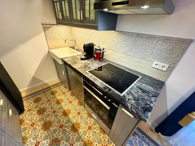 Küche/Küchenzeile in der Unterkunft 7th HEAVEN Vienna Center Apartments