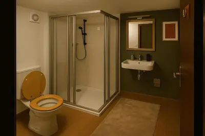 Ein Badezimmer in der Unterkunft Gesamtes Haus mit Garten - 100% Privatsphäre