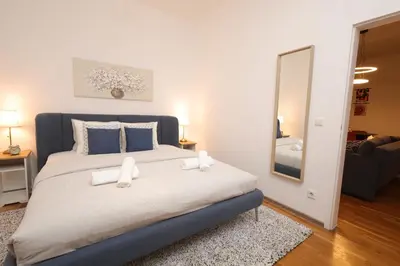 Ein Bett oder Betten in einem Zimmer der Unterkunft Ruby holiday home with patio