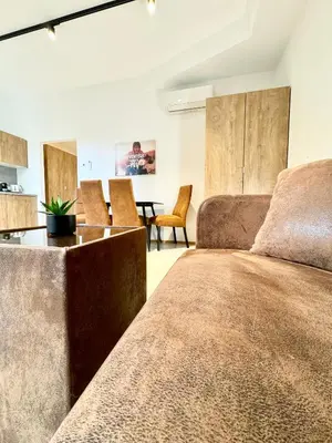 Küche/Küchenzeile in der Unterkunft Möbliertes Apartment mit Terrasse