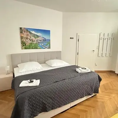 DATRI Petite Suite 1 - 3