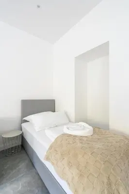 Ein Bett oder Betten in einem Zimmer der Unterkunft Quiet apartment near Vienna - 60m2 - 24h check-in - for business and family