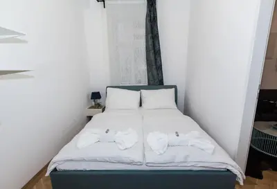 Ein Bett oder Betten in einem Zimmer der Unterkunft josef's home I Studio in Prime Location I Patio