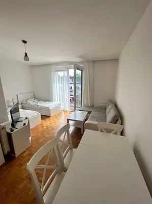 Ein Bett oder Betten in einem Zimmer der Unterkunft Neugebäudestrasse