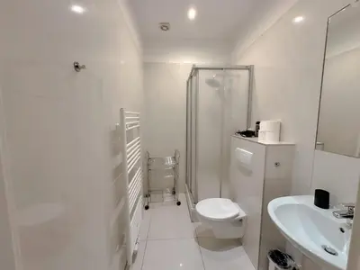 Ein Badezimmer in der Unterkunft W Apartment - Brigittenau Area MM10
