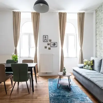 Sleek 1BR Flat Near Center by HM