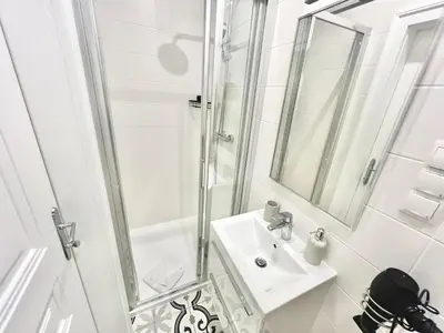 Ein Badezimmer in der Unterkunft Boutique Apartment Newly Renovated