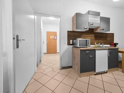Küche/Küchenzeile in der Unterkunft Spacious Three-Bedroom, Three King-Size Beds