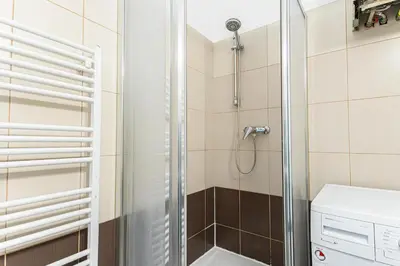 Grundriss der Unterkunft Peaceful and Stylish 2 BR Apartment Cozy Atmosphere