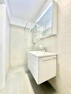 Ein Badezimmer in der Unterkunft Designer Wohnung mit Balkon