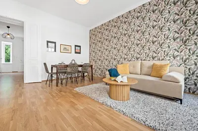 Ein Sitzbereich in der Unterkunft Rochus-Market City Apartment is calling - by 4ty3 Apartments