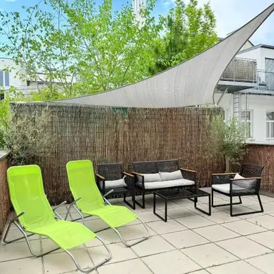 Relax auf der Terrasse in Wien