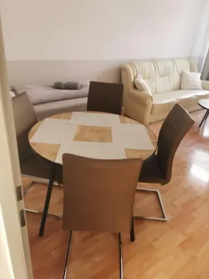 Ein Sitzbereich in der Unterkunft Ruheoase nähe Donaukanal