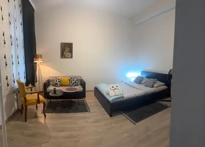 Ein Sitzbereich in der Unterkunft Ganze klein Unterkunft 1100 Wien