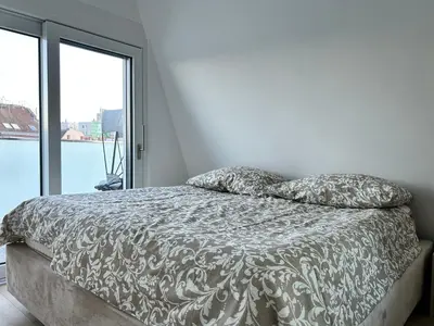 Ein Bett oder Betten in einem Zimmer der Unterkunft ASP Modern Apartments with Balcony & Free Parking