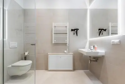 Ein Badezimmer in der Unterkunft easy-flat Votiv - 153sqm Apartment with Terrace