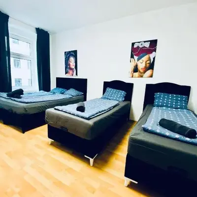 Comfy Private Rooms in 3BR Apartment Near Währinger Park
