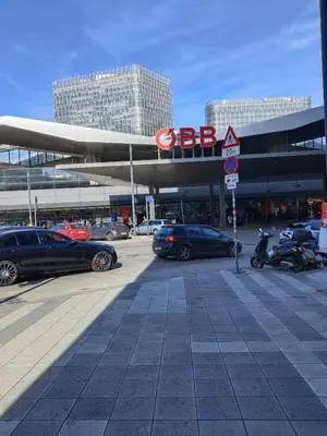 Grundriss der Unterkunft FAVORIT-ROOMS , direkt Metro connection U1 to Centralstation , City-Center and Airport