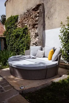 Ein Sitzbereich in der Unterkunft Charmantes Haus -Nähe Parndorf-Neusiedl-Wien-HU-SK