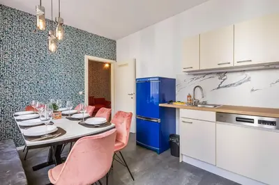 Küche/Küchenzeile in der Unterkunft Luxury Vintage Vibe