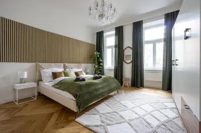 Ein Bett oder Betten in einem Zimmer der Unterkunft Central elegant Heritage Apartment with modern comfort