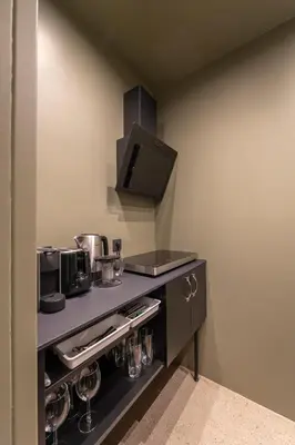 Küche/Küchenzeile in der Unterkunft AWerner Suites Belvedere - Der Schlosser