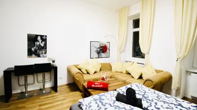 Ein Sitzbereich in der Unterkunft Modern 2BR Family-Friendly Apartment