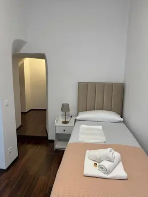 Ein Bett oder Betten in einem Zimmer der Unterkunft Apartment in heart of Vienna 4